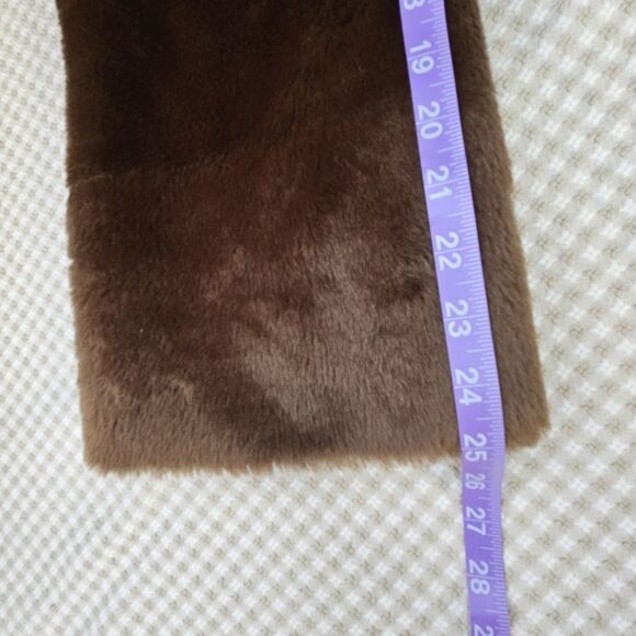 A Borg Fabric Tiffany Loungewear 70's Chocolate Brown Thick Fluffy Belted Robe - Picture 10 of 15